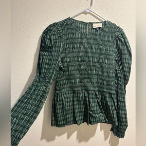 M Universal Thread forest green plaid puff sleeve top